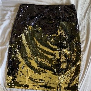 H&M party skirt 🖤💛